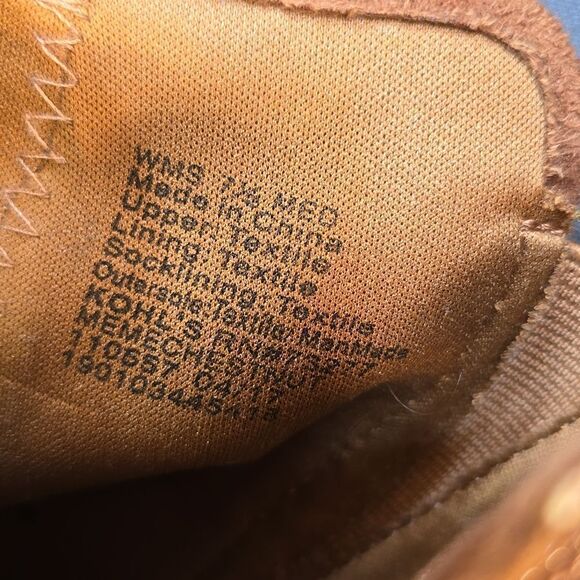 SO LOW BLOCK-HEEL SLIP-ON STYLE BOOTIE - Picture 15 of 15